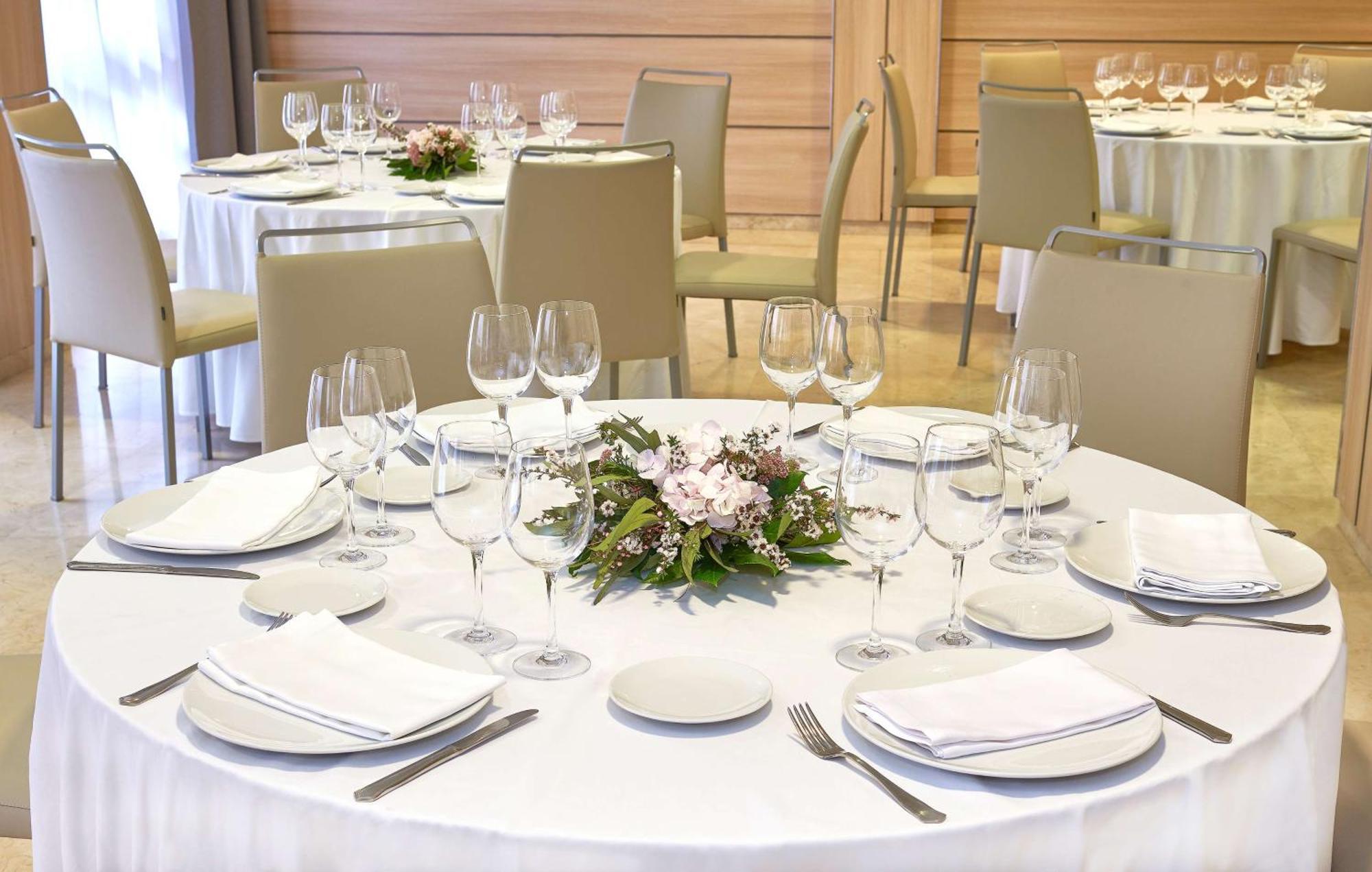 Hotel Nh Lleida Pirineos Zewnętrze zdjęcie