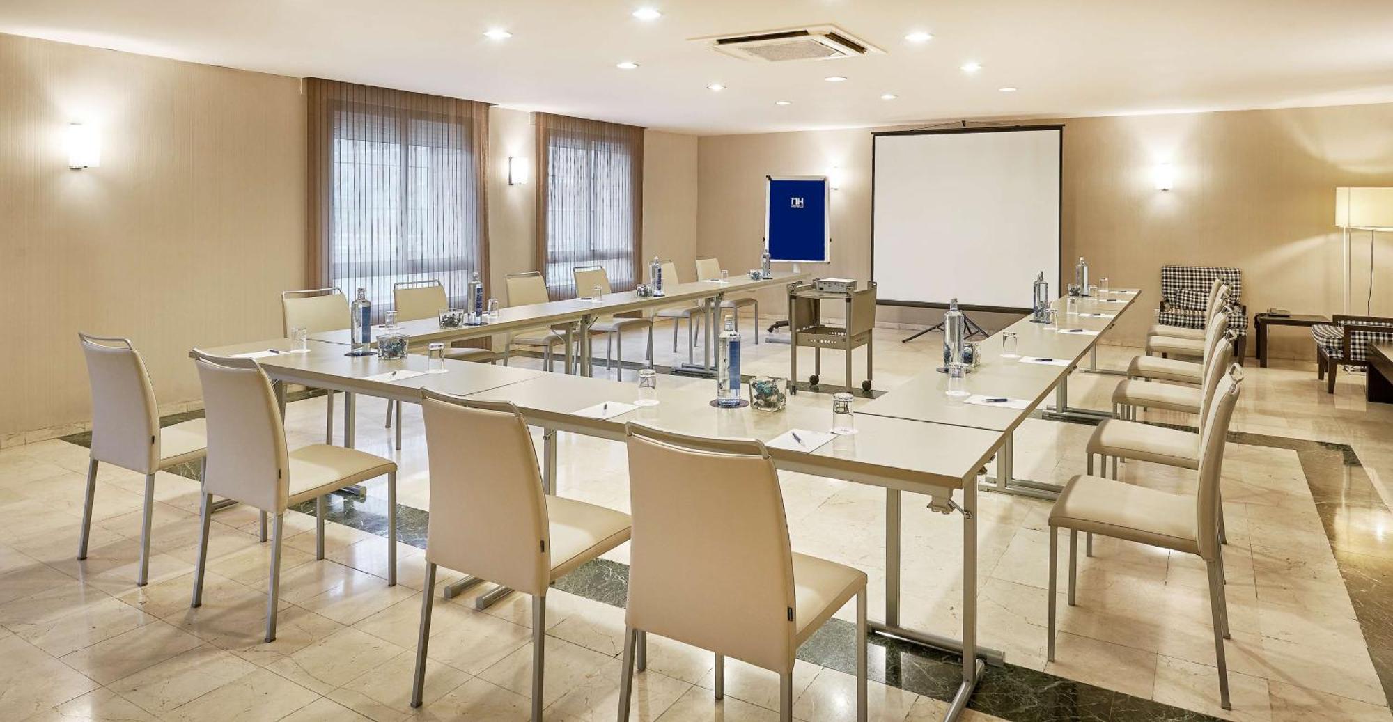 Hotel Nh Lleida Pirineos Zewnętrze zdjęcie