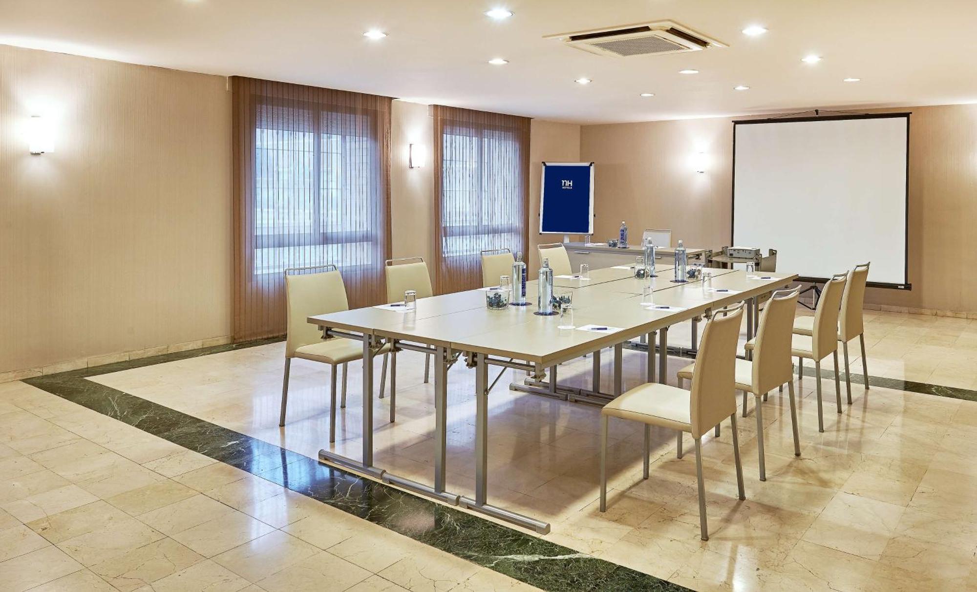 Hotel Nh Lleida Pirineos Zewnętrze zdjęcie