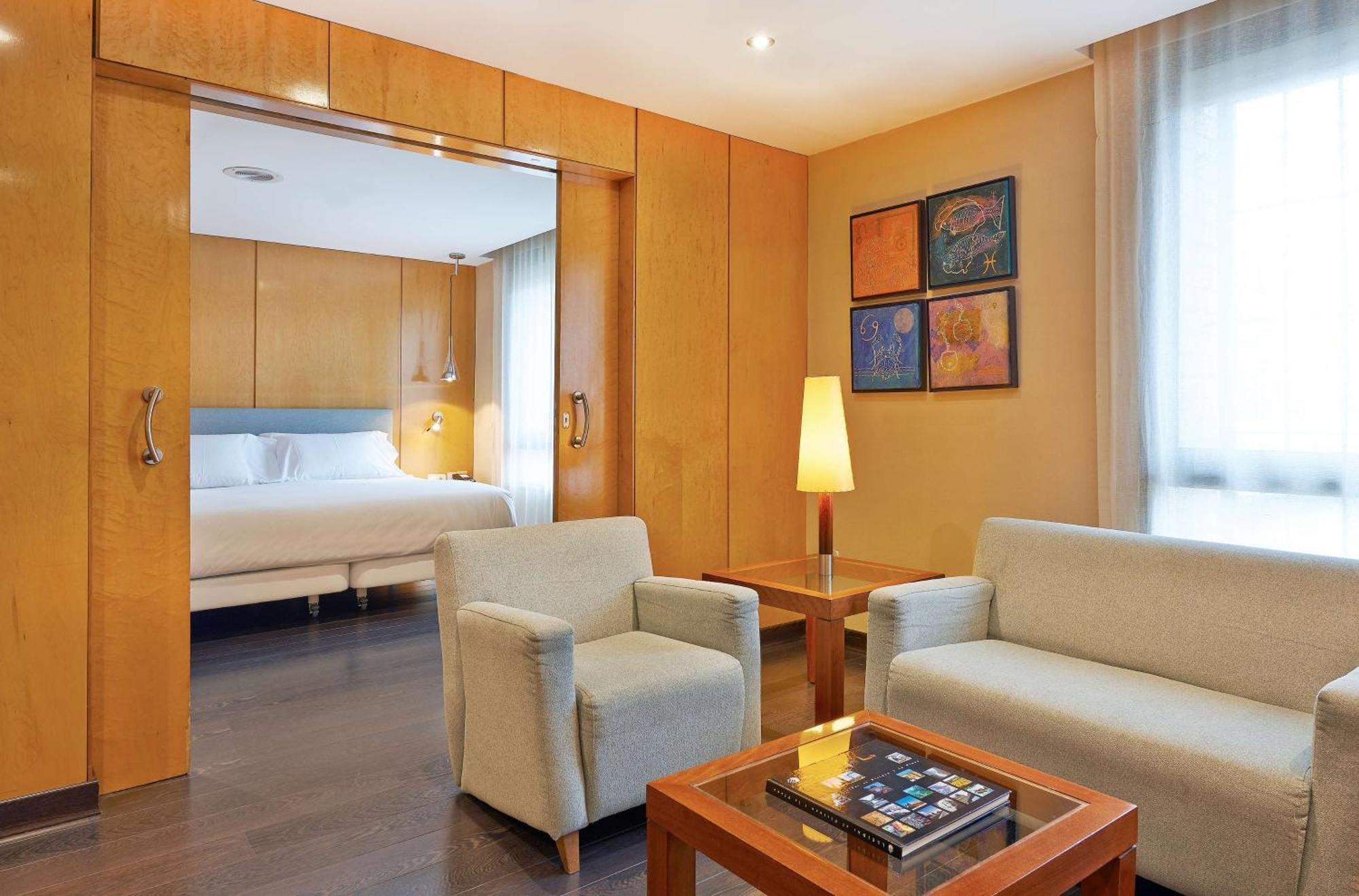 Hotel Nh Lleida Pirineos Zewnętrze zdjęcie