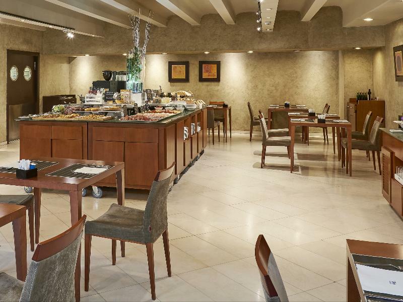 Hotel Nh Lleida Pirineos Zewnętrze zdjęcie